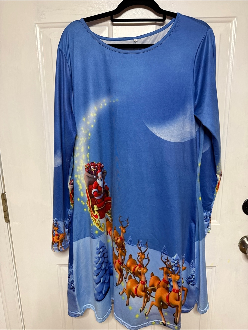 New Women’s Christmas Dress size 1x 35” long and bust 40” polyester